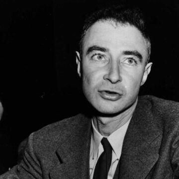 Robert Oppenheimer Kimdir? Oppenheimer’ın Gerçek Hayat Hikayesi