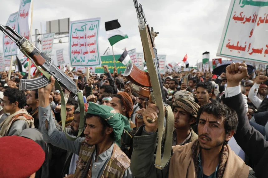 Yemen’deki Husilerin hipersonik bir füzeye sahip olduğu iddiası Kızıldeniz’deki krizin boyutlarını artırabilir
