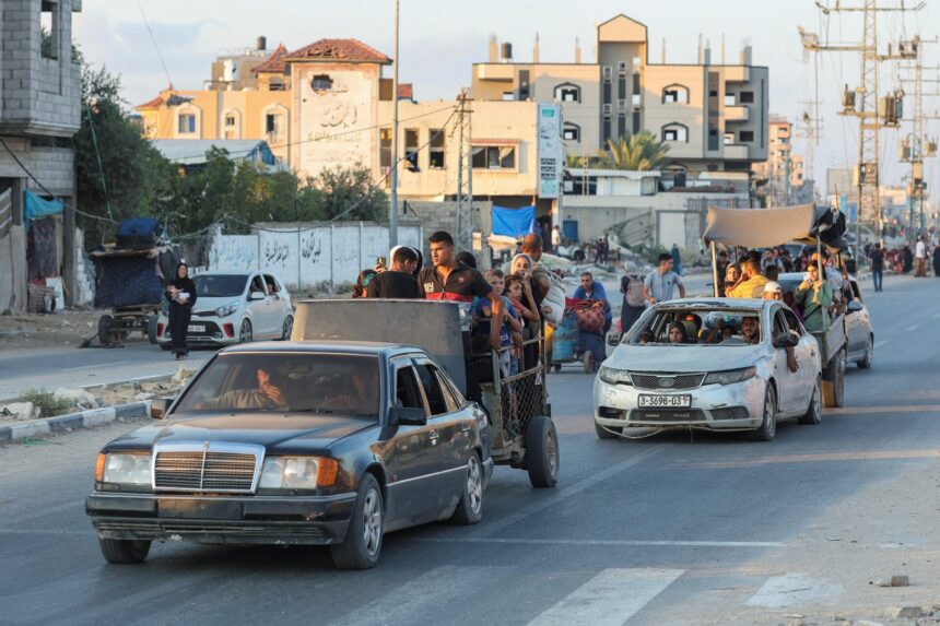 Hamas, İsrail’in ateşkesi durdurduğunu söylerken yeni kitlesel göç Gazze’nin merkezini vurdu