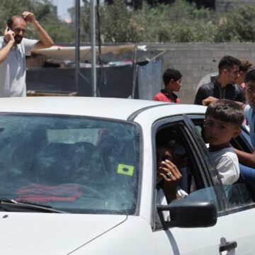 İsrail, savaşın en şiddetli haftalarından birinde Gazze şehrini bombalayarak 26 kişiyi öldürdü